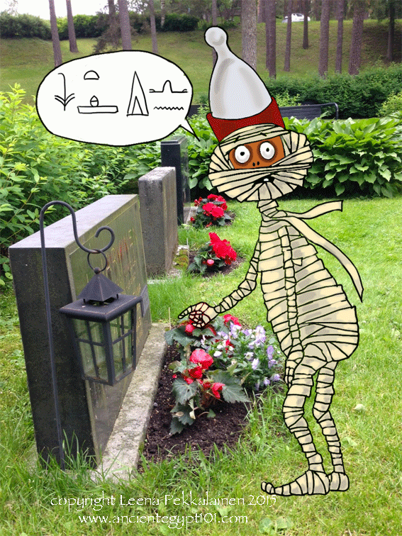 Mummific and gravestone