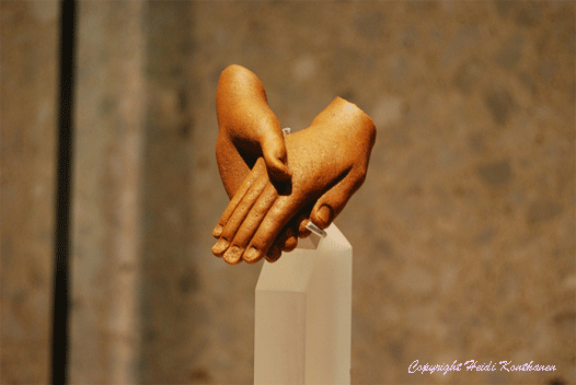 Hands of Akhenaten and Nefertiti